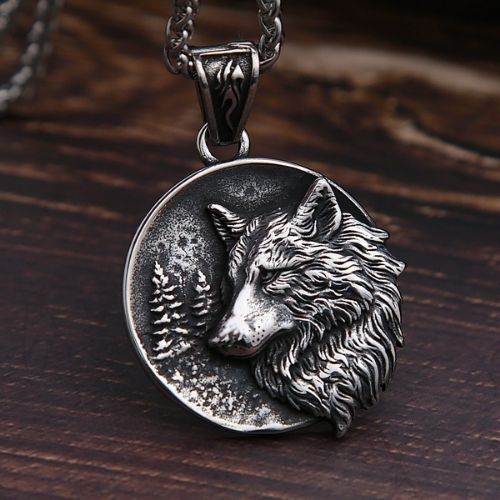 Wolf Head Pendant Necklace